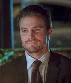 奥利弗 奎恩资料