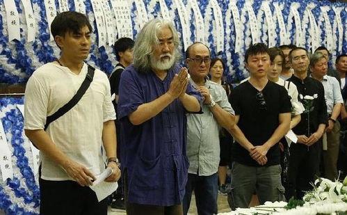 谢苗的表情包,笑出腹肌的欢乐瞬间