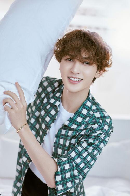 朱正廷最近照片